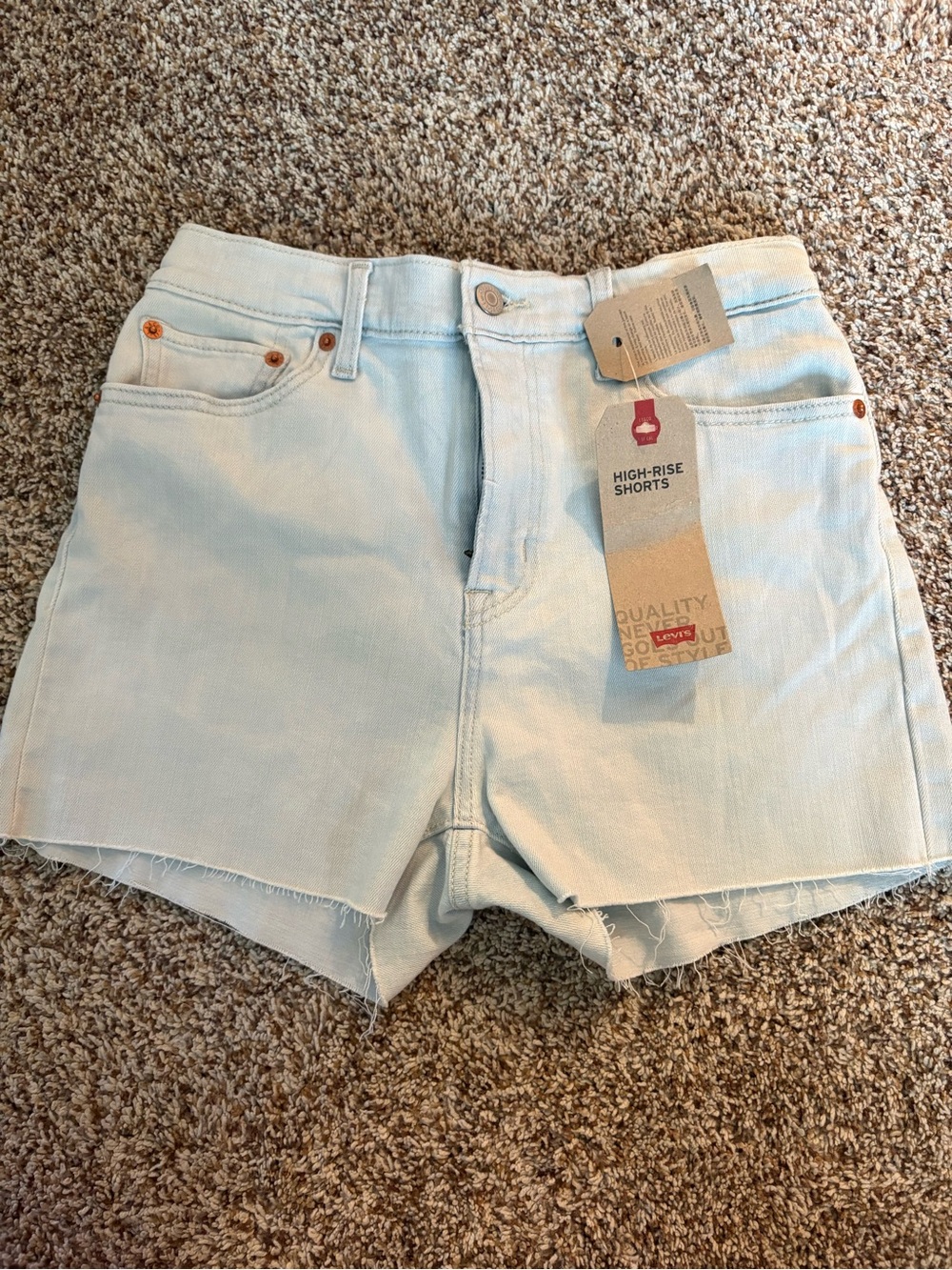 NWT Levi's High-Rise Light Wash Denim Shorts